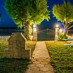 Iliessa 3* Argassi