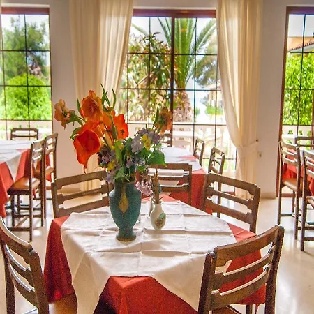 Hotel Iliessa 3*